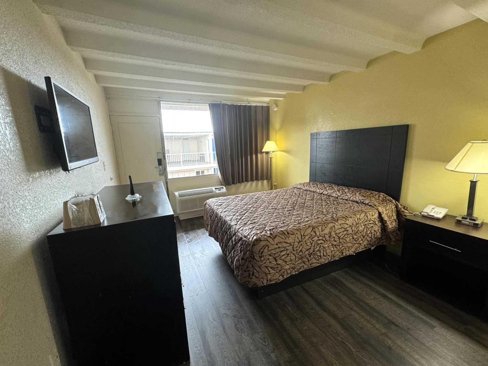 James River Inn & Suites Newport News Zewnętrze zdjęcie
