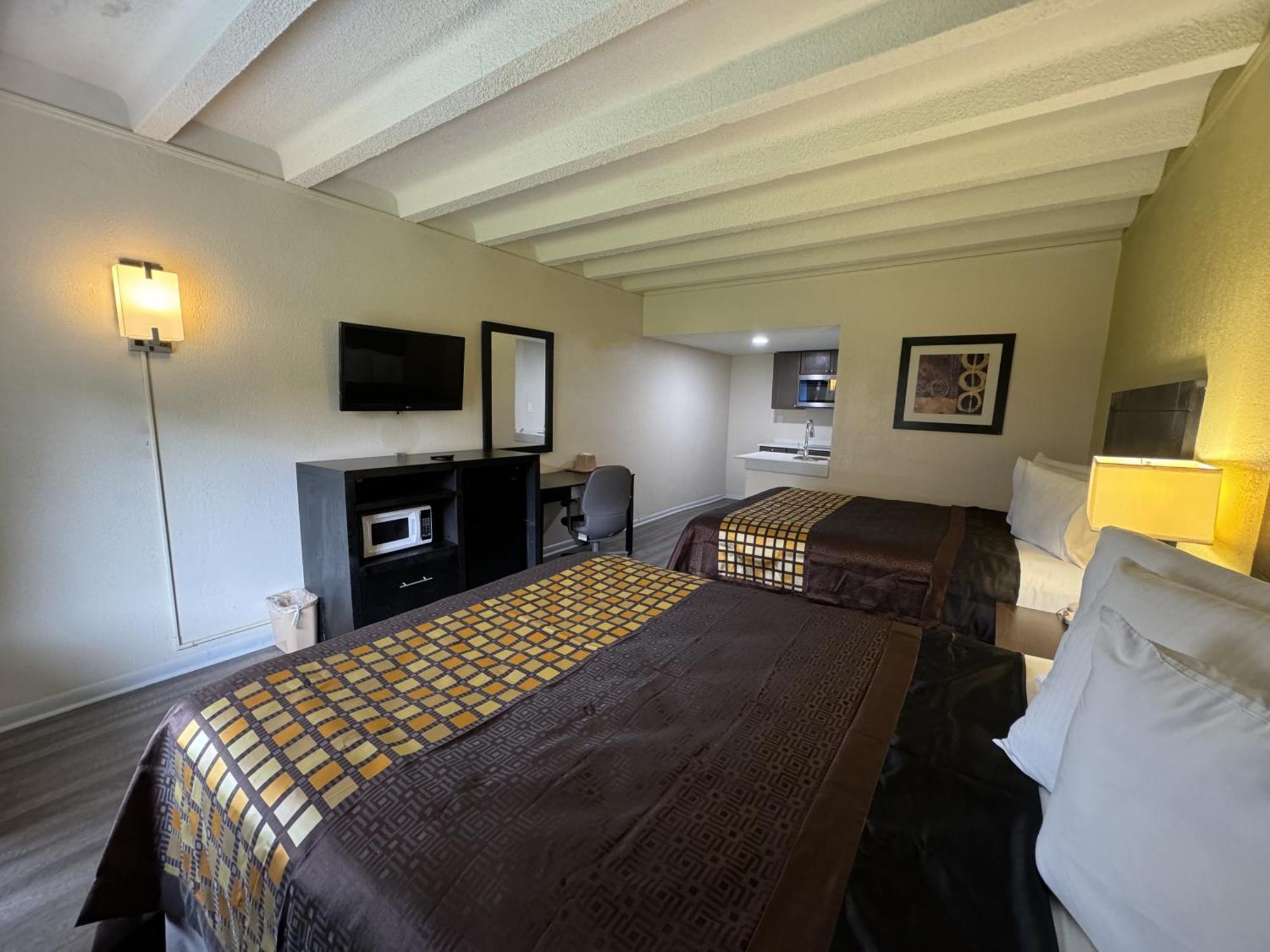 James River Inn & Suites Newport News Zewnętrze zdjęcie